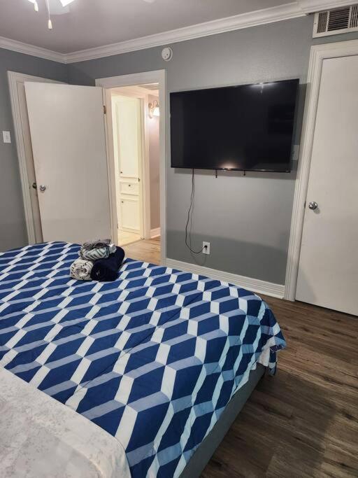 Blue Shark *E2* @ Midtown 1Br King Suite Houston Exterior photo
