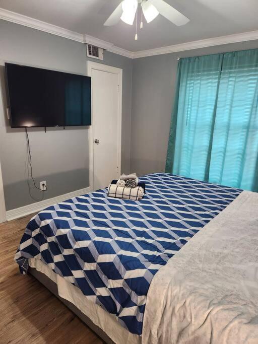 Blue Shark *E2* @ Midtown 1Br King Suite Houston Exterior photo